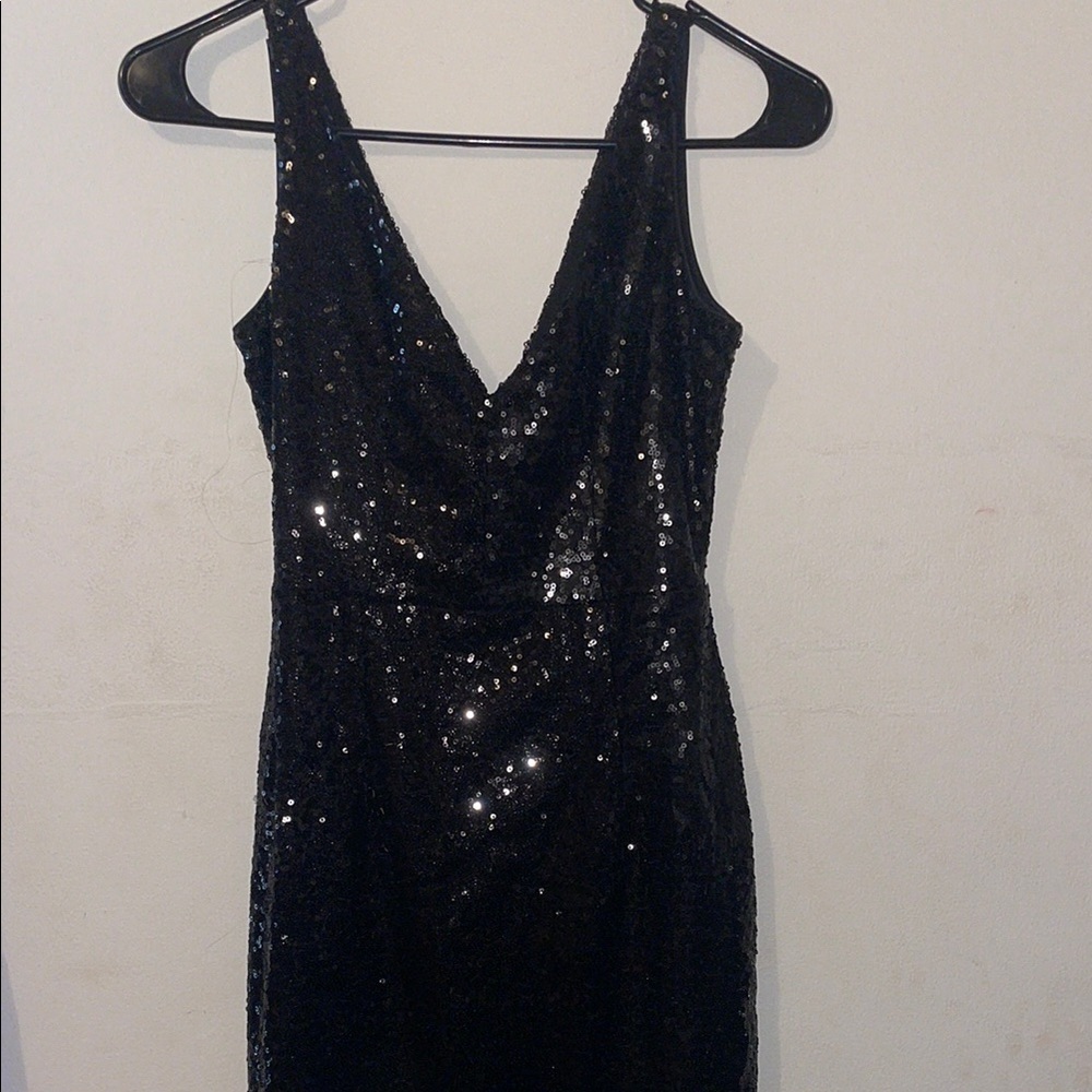 Elegant Black Sequin Dress